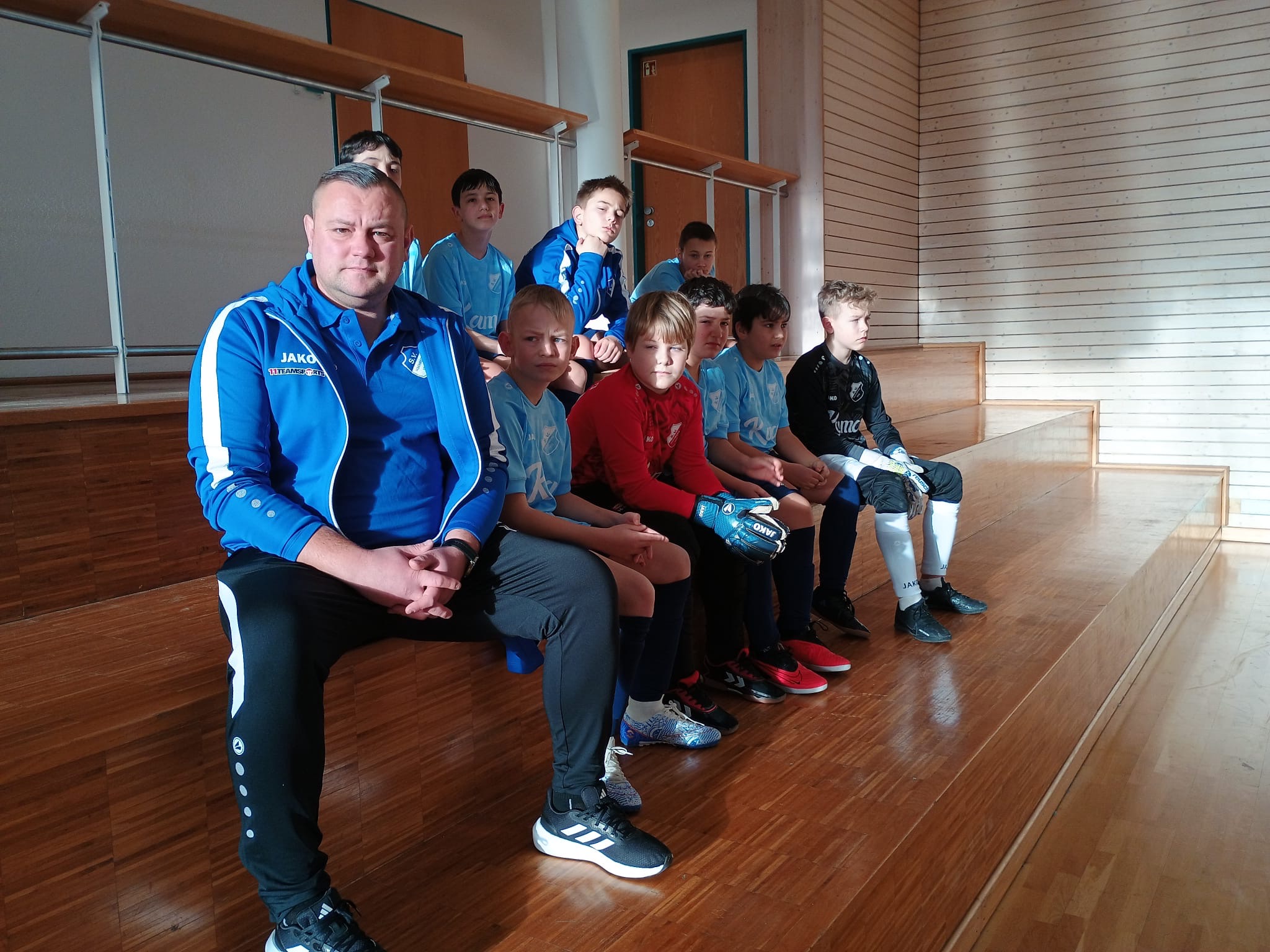 5a6ef6f1-ba90-4c99-97f2-5ce5645414a8